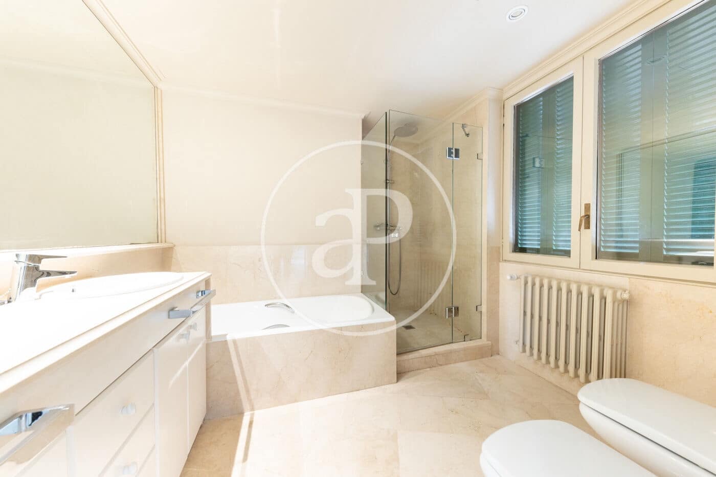 4 sovrum Lägenhet att hyra i Palma de Mallorca - 3 600 € (Ref: 9406887)