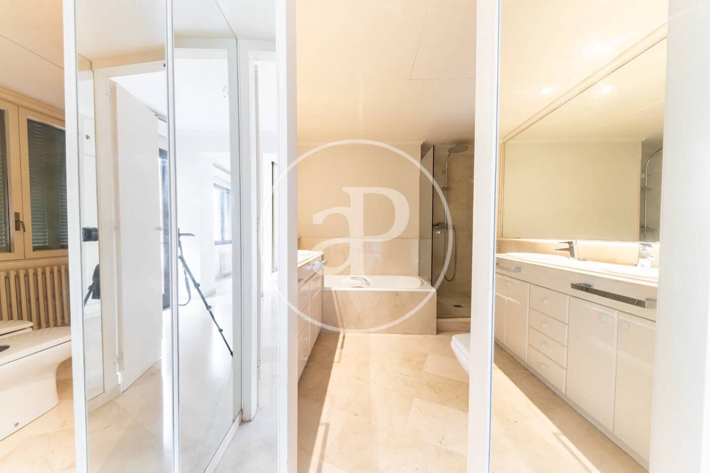 4 sovrum Lägenhet att hyra i Palma de Mallorca - 3 600 € (Ref: 9406887)