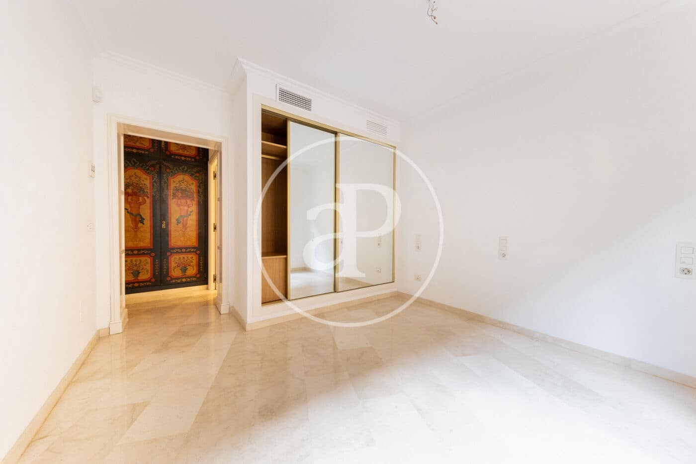 4 sovrum Lägenhet att hyra i Palma de Mallorca - 3 600 € (Ref: 9406887)