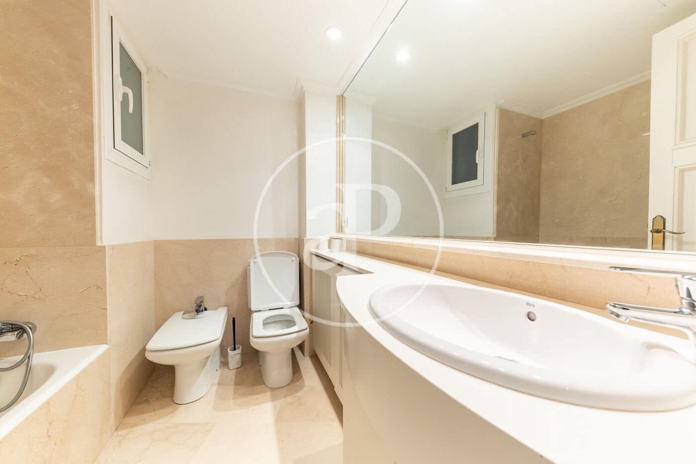 4 sovrum Lägenhet att hyra i Palma de Mallorca - 3 600 € (Ref: 9406887)