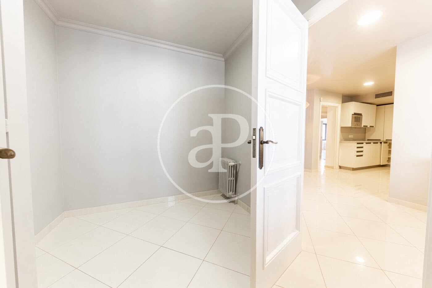 4 sovrum Lägenhet att hyra i Palma de Mallorca - 3 600 € (Ref: 9406887)