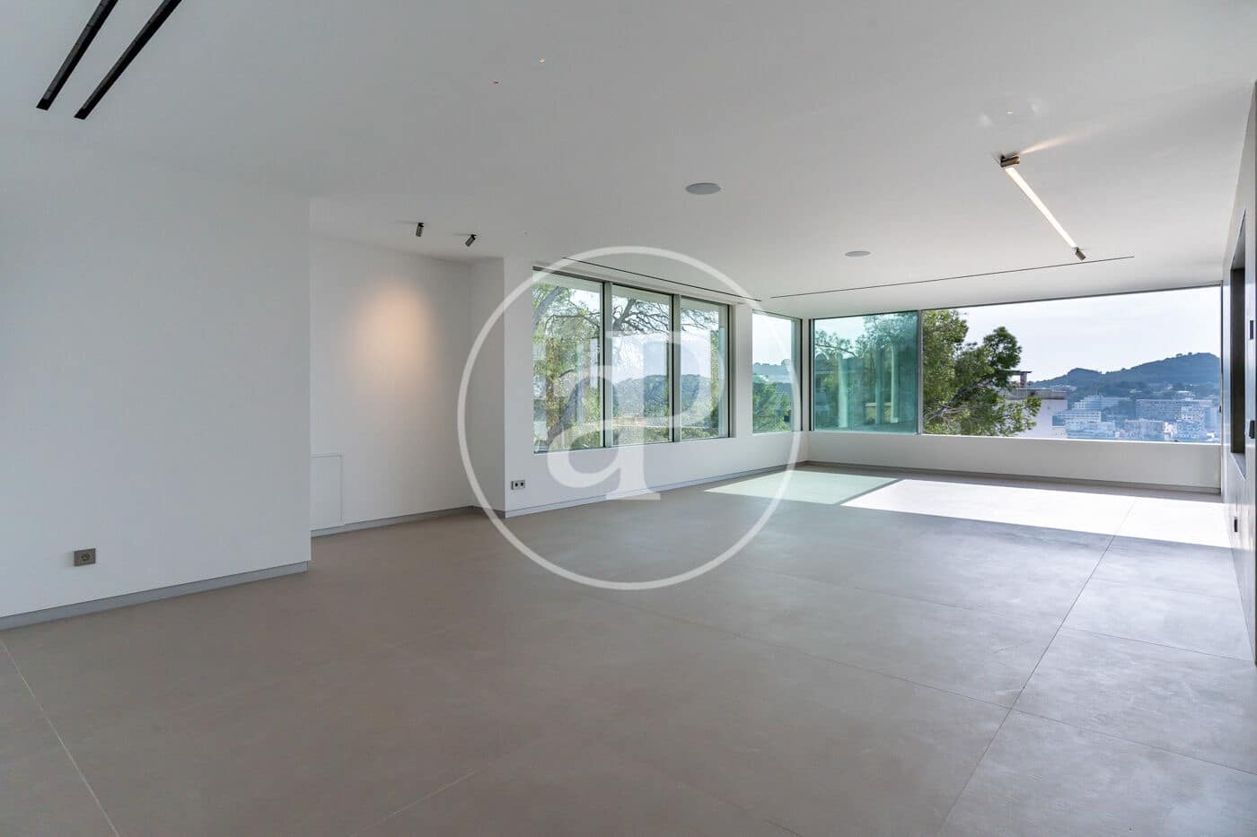 4 bedroom Villa for sale in Santa Ponsa with pool - € 4,250,000 (Ref: 9415953)