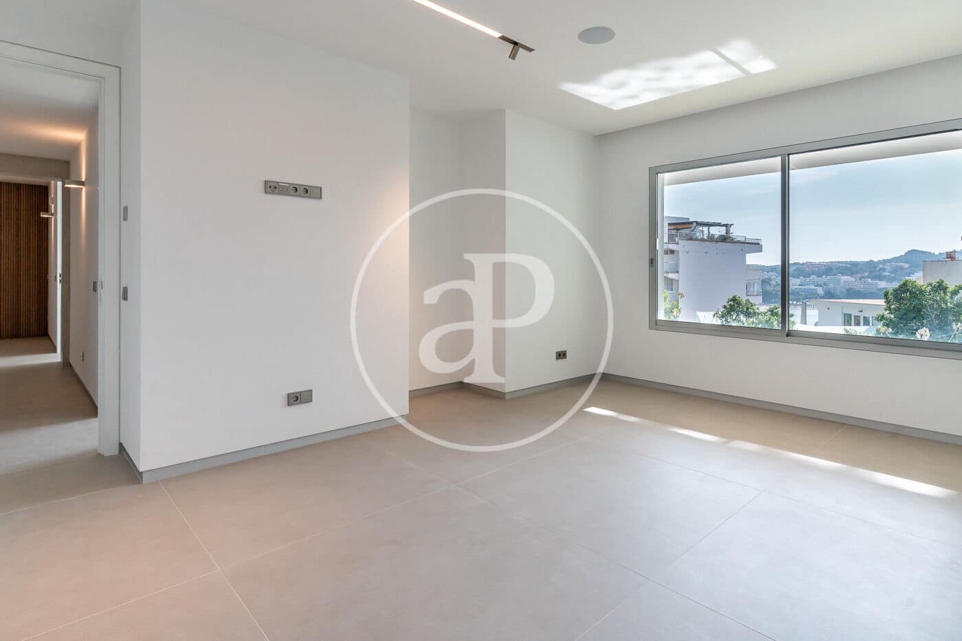 4 bedroom Villa for sale in Santa Ponsa with pool - € 4,250,000 (Ref: 9415953)