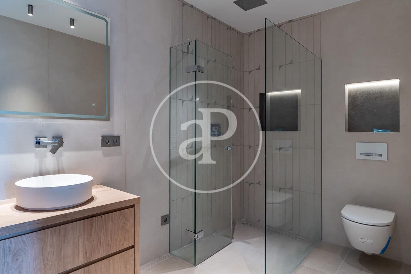 4 bedroom Villa for sale in Santa Ponsa with pool - € 4,250,000 (Ref: 9415953)