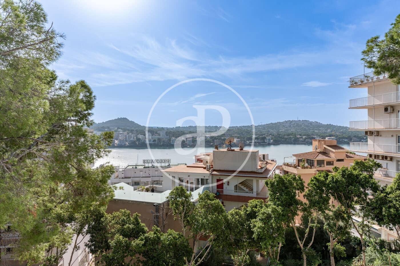 4 bedroom Villa for sale in Santa Ponsa with pool - € 4,250,000 (Ref: 9415953)