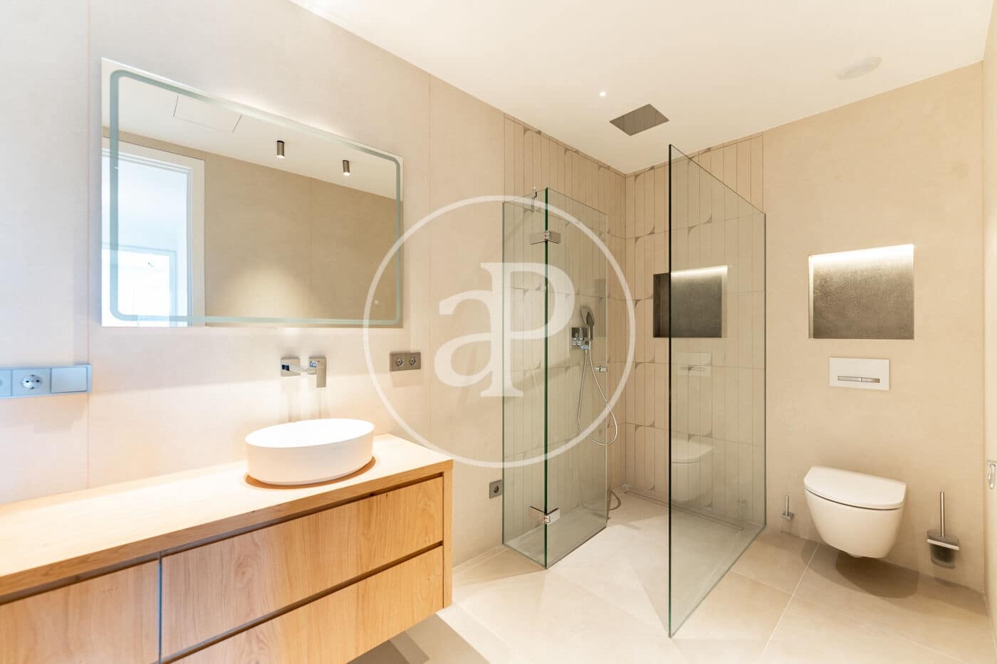 4 bedroom Villa for sale in Santa Ponsa with pool - € 4,250,000 (Ref: 9415953)