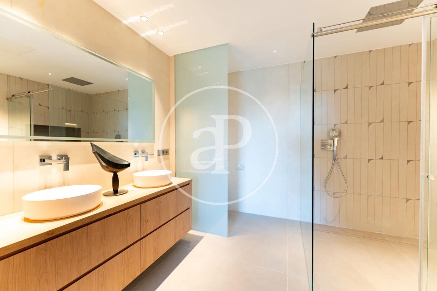 4 bedroom Villa for sale in Santa Ponsa with pool - € 4,250,000 (Ref: 9415953)