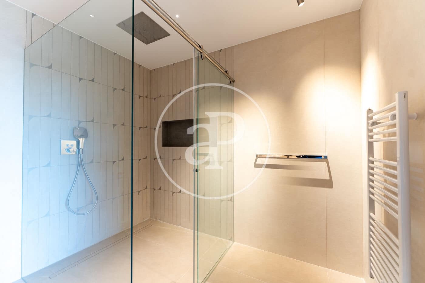 4 bedroom Villa for sale in Santa Ponsa with pool - € 4,250,000 (Ref: 9415953)