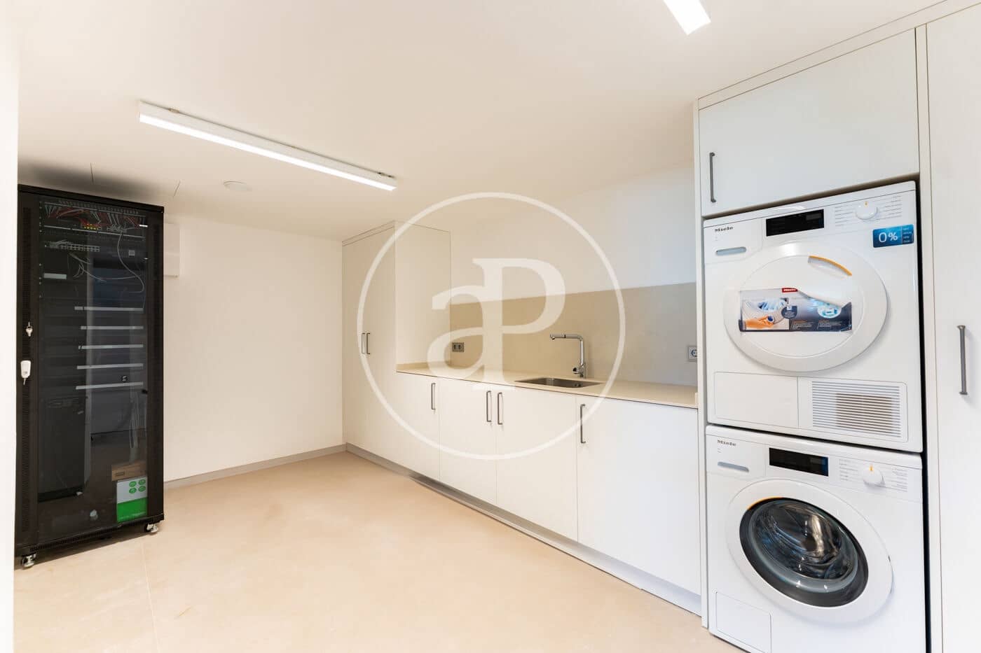 4 bedroom Villa for sale in Santa Ponsa with pool - € 4,250,000 (Ref: 9415953)