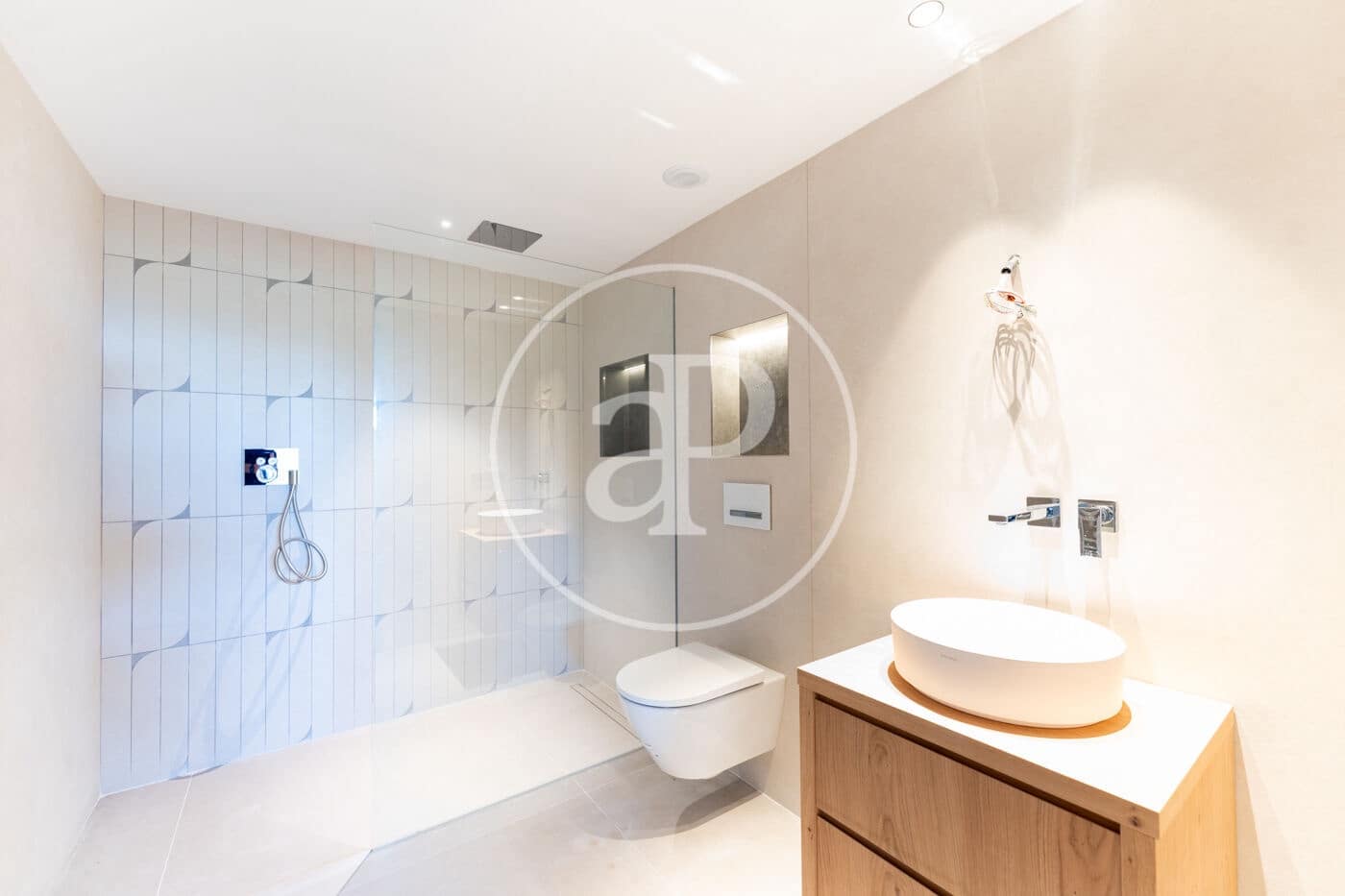 4 bedroom Villa for sale in Santa Ponsa with pool - € 4,250,000 (Ref: 9415953)