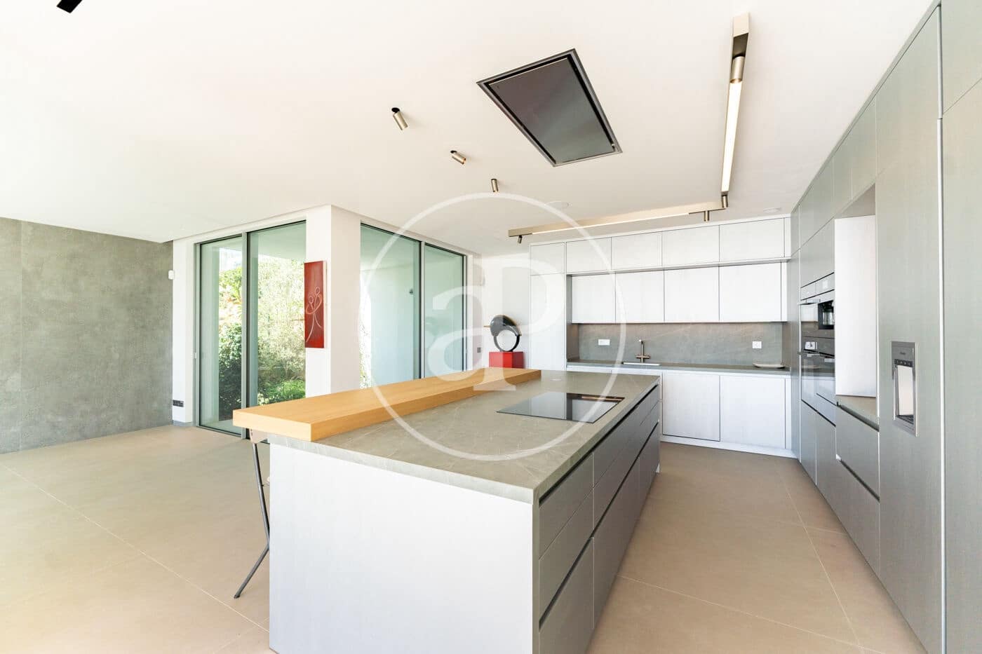 4 bedroom Villa for sale in Santa Ponsa with pool - € 4,250,000 (Ref: 9415953)