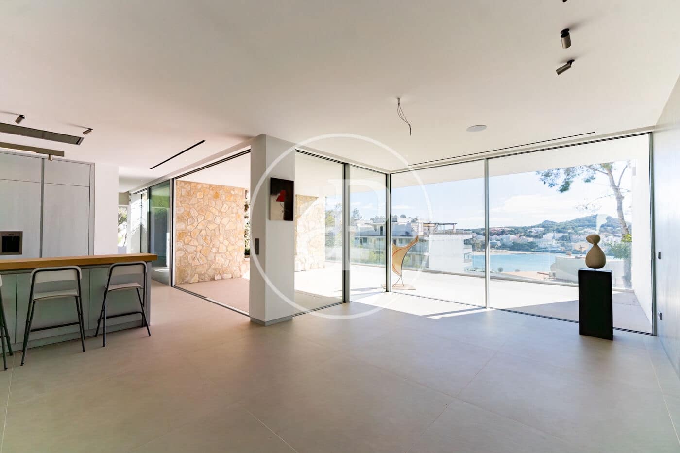 4 bedroom Villa for sale in Santa Ponsa with pool - € 4,250,000 (Ref: 9415953)