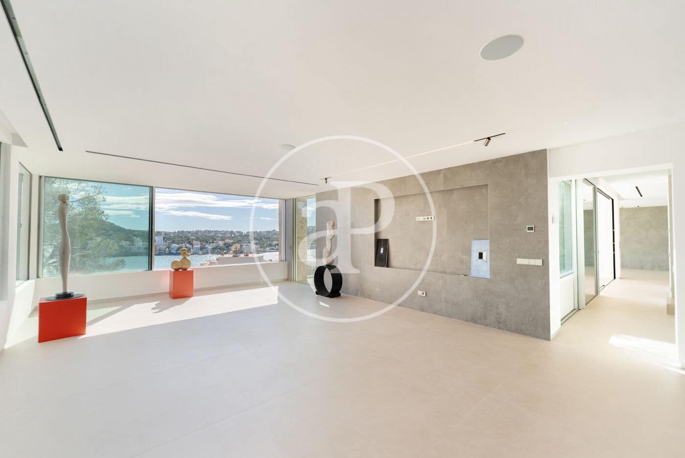 4 bedroom Villa for sale in Santa Ponsa with pool - € 4,250,000 (Ref: 9415953)