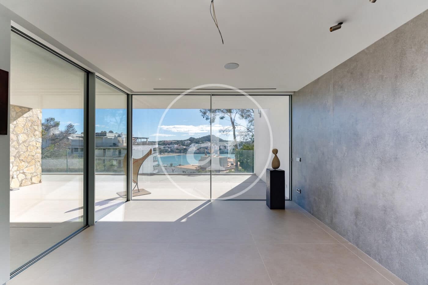 4 bedroom Villa for sale in Santa Ponsa with pool - € 4,250,000 (Ref: 9415953)