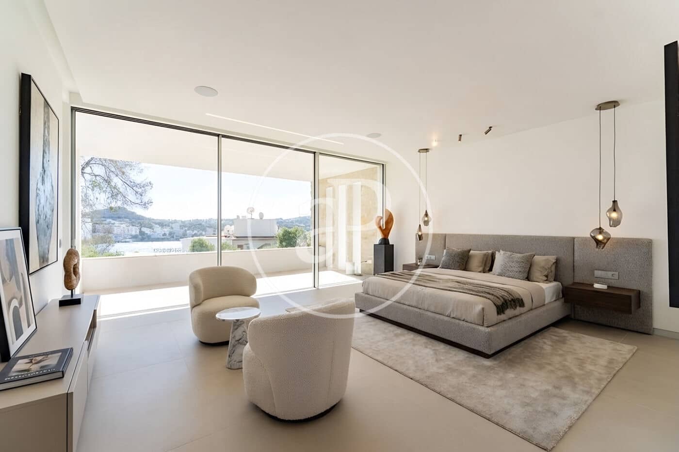 4 bedroom Villa for sale in Santa Ponsa with pool - € 3,990,000 (Ref: 9415953)