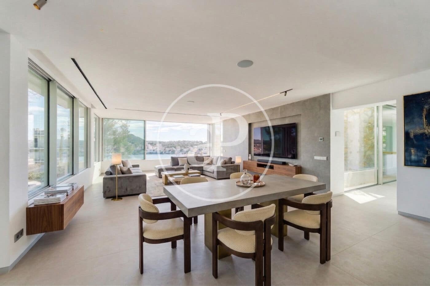 4 bedroom Villa for sale in Santa Ponsa with pool - € 3,990,000 (Ref: 9415953)