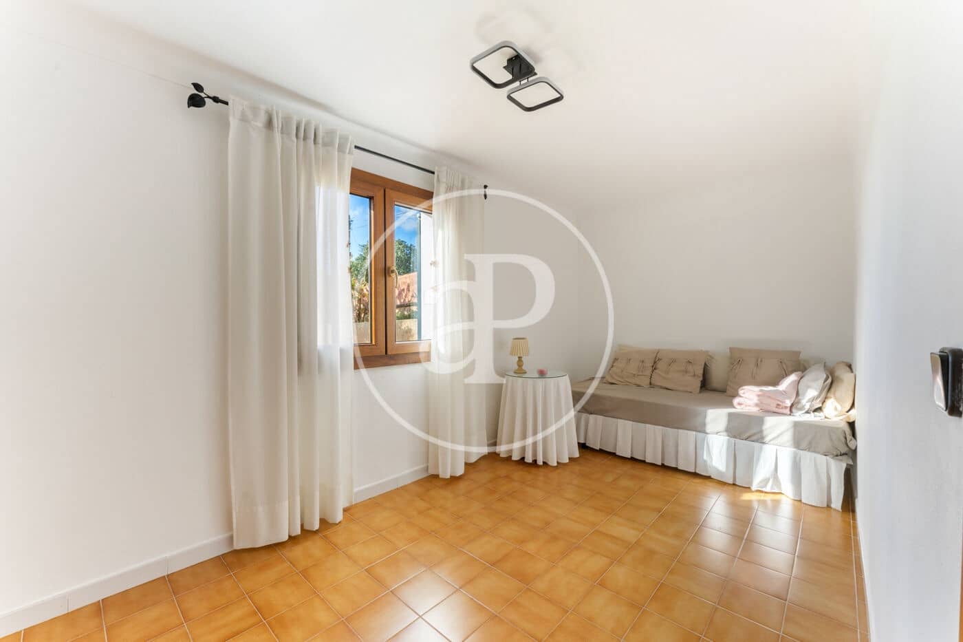 7 bedroom Villa for rent in Bunyola with pool - € 4,660 (Ref: 9415958)