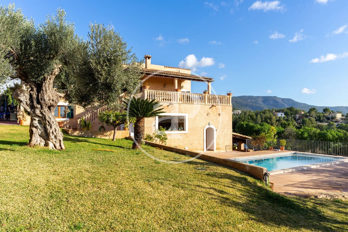 7 bedroom Villa for rent in Bunyola with pool - € 4,660 (Ref: 9415958)