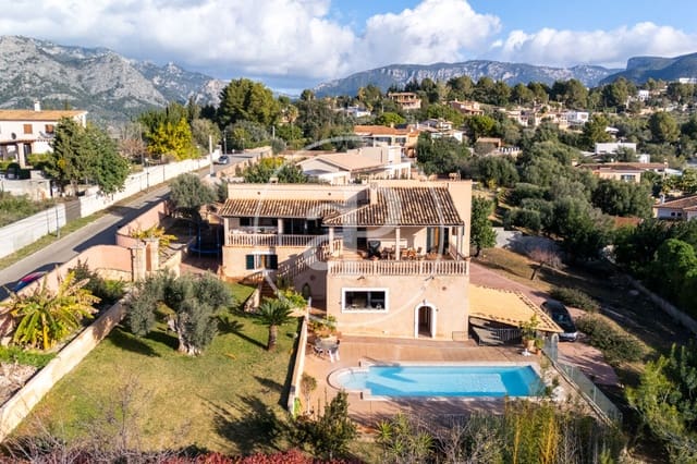 7 soveværelse Villa til leje i Bunyola med swimmingpool - € 4.660 (Ref: 9415958)