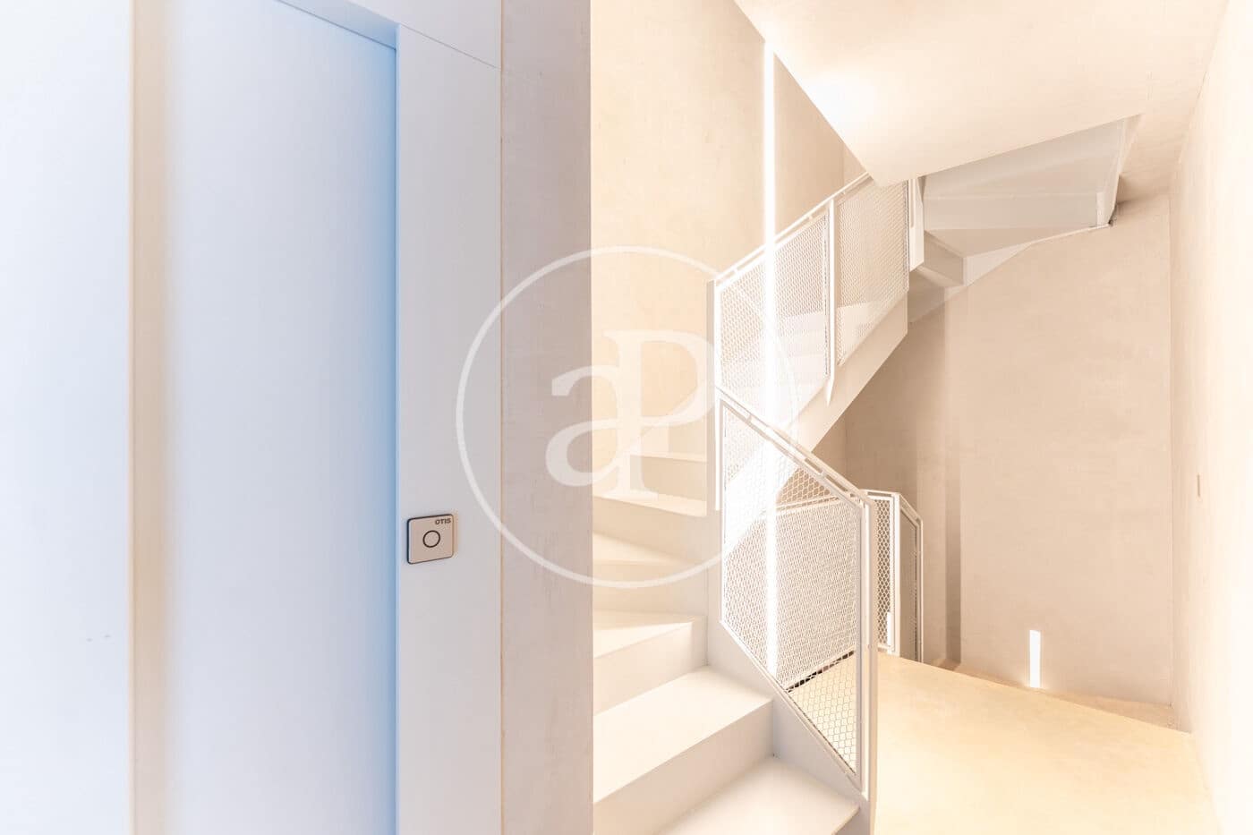 2 bedroom Apartment for sale in Alcudia - € 1,100,000 (Ref: 9422470)