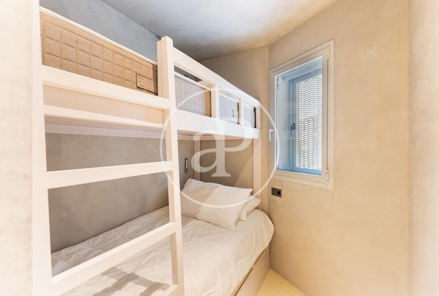 2 bedroom Apartment for sale in Alcudia - € 1,100,000 (Ref: 9422470)