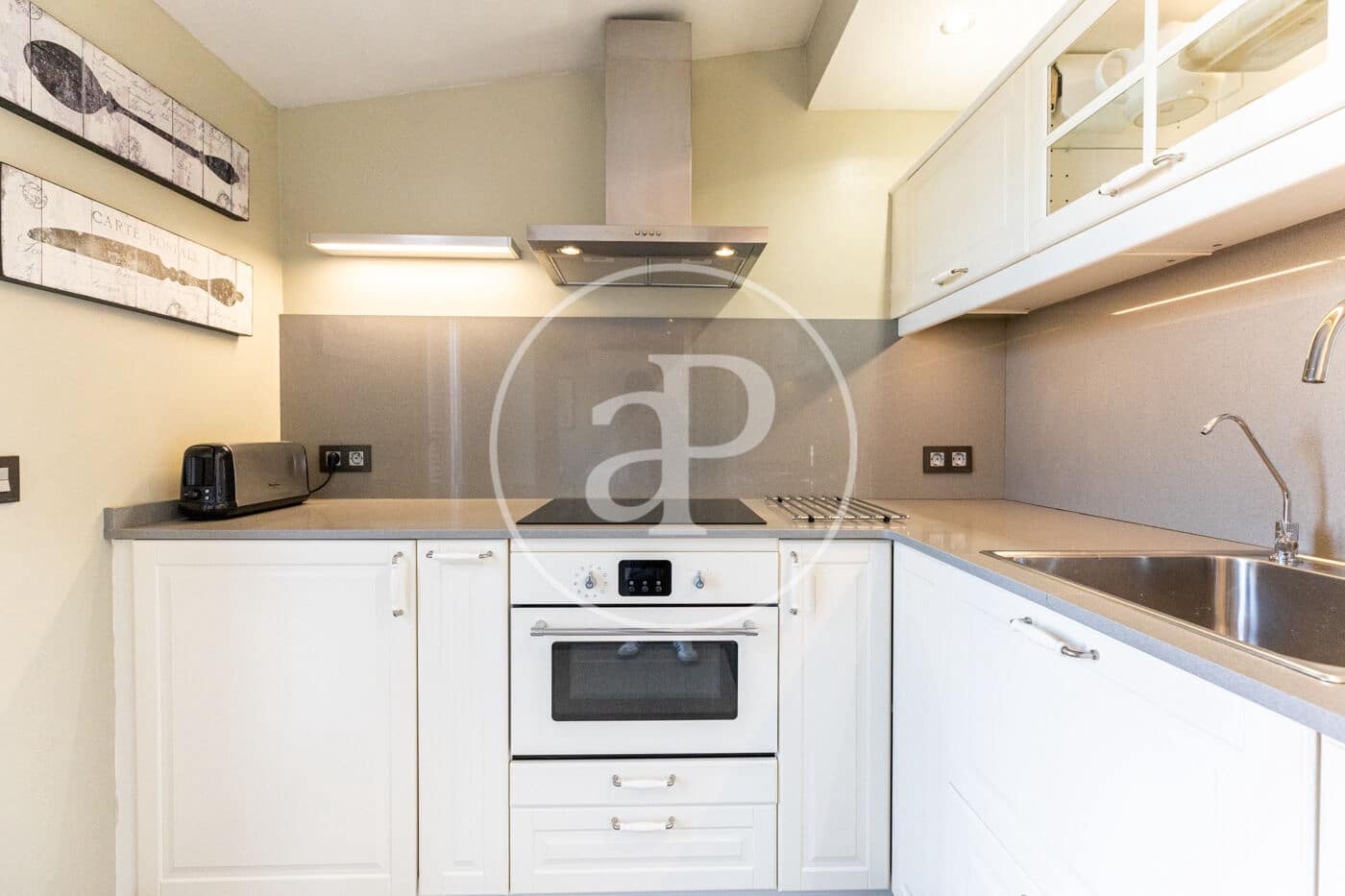 1 bedroom Penthouse for rent in Palma de Mallorca - € 2,250 (Ref: 9422471)