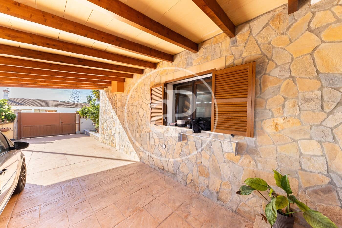 4 bedroom Villa for sale in Llucmajor - € 775,000 (Ref: 9422472)