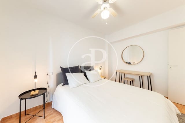 2 bedroom Apartment for rent in Es Forti, Palma de Mallorca - € 1,600 (Ref: 9431085)