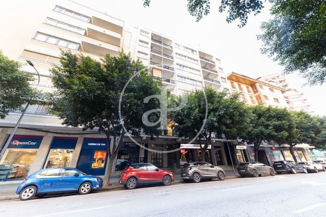 2 bedroom Apartment for rent in Es Forti, Palma de Mallorca - € 1,600 (Ref: 9431085)