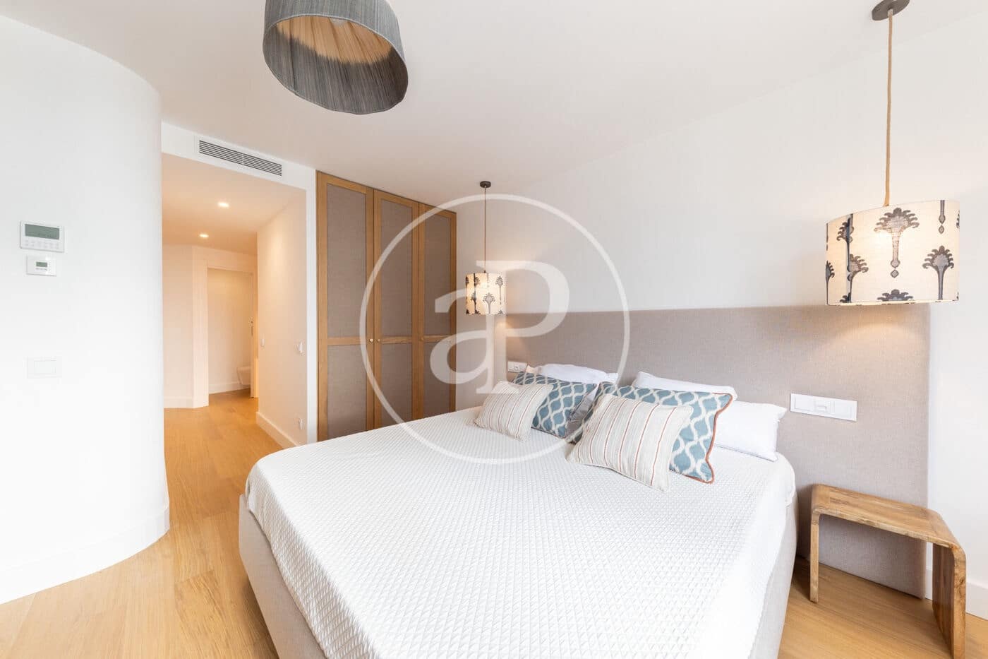 2 bedroom Apartment for sale in Palma de Mallorca - € 730,000 (Ref: 9433438)