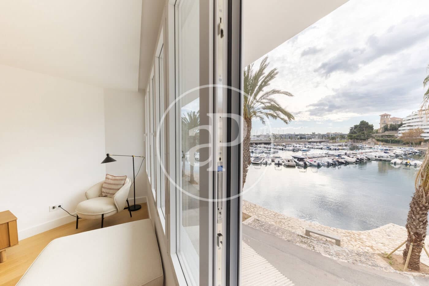 2 bedroom Apartment for sale in Palma de Mallorca - € 730,000 (Ref: 9433438)