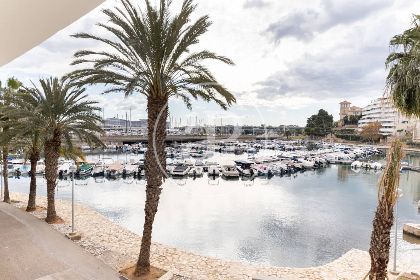 2 bedroom Apartment for sale in Palma de Mallorca - € 730,000 (Ref: 9433438)