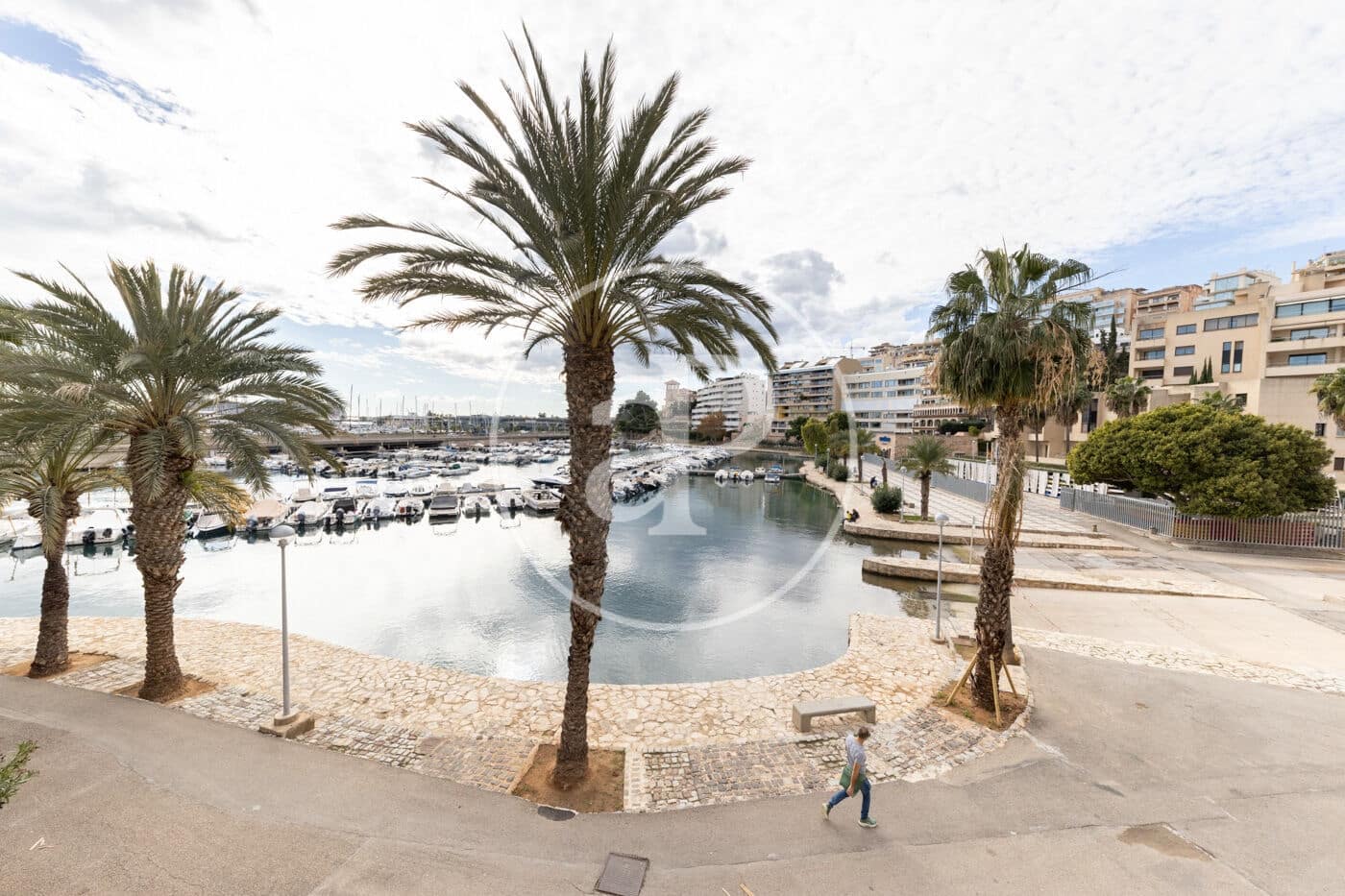 2 bedroom Apartment for sale in Palma de Mallorca - € 730,000 (Ref: 9433438)