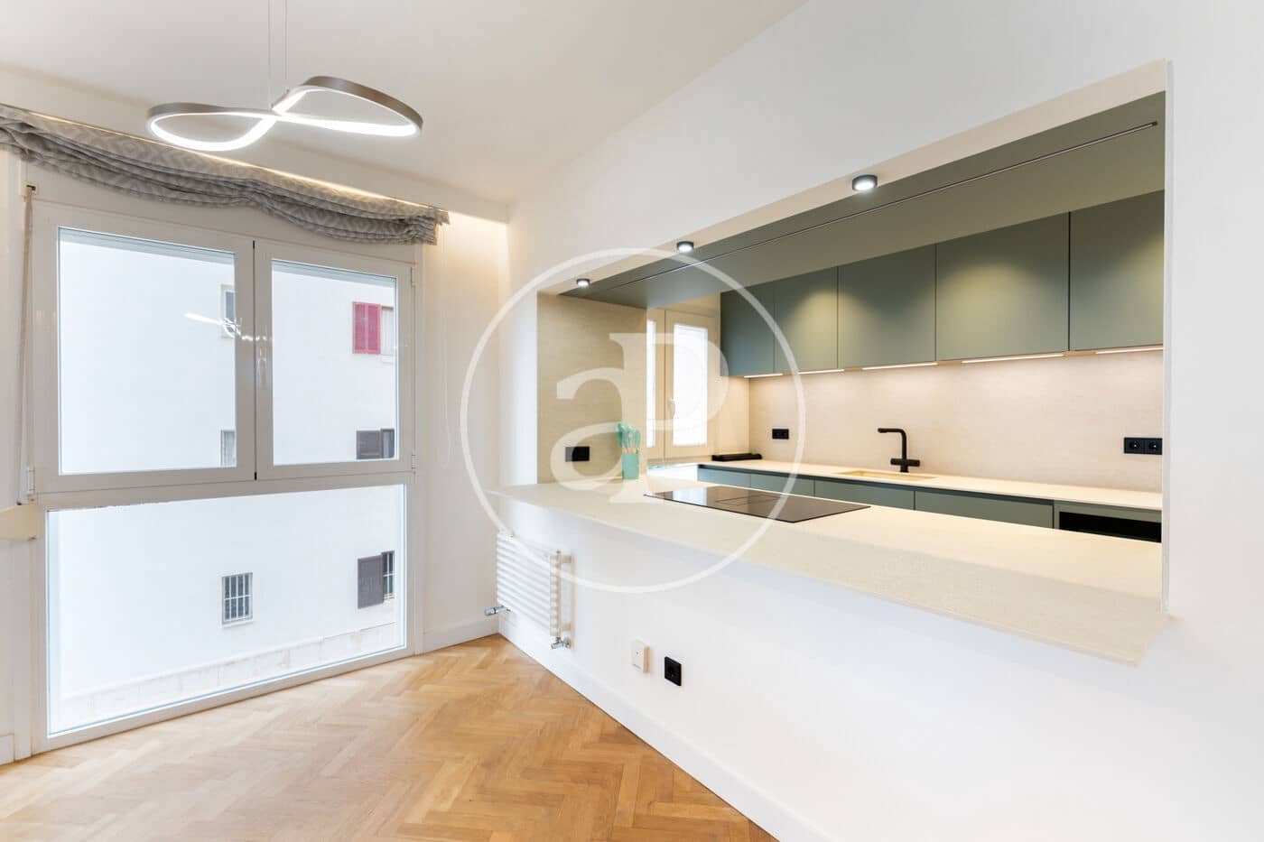 3 soverom Leilighet til leie i Palma de Mallorca med svømmebasseng - € 4 500 (Ref: 9437123)