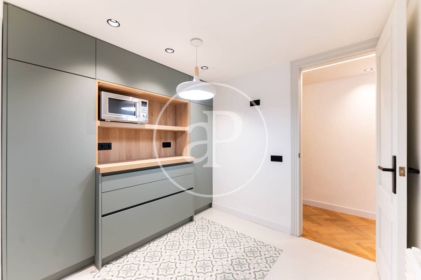 3 soverom Leilighet til leie i Palma de Mallorca med svømmebasseng - € 4 500 (Ref: 9437123)