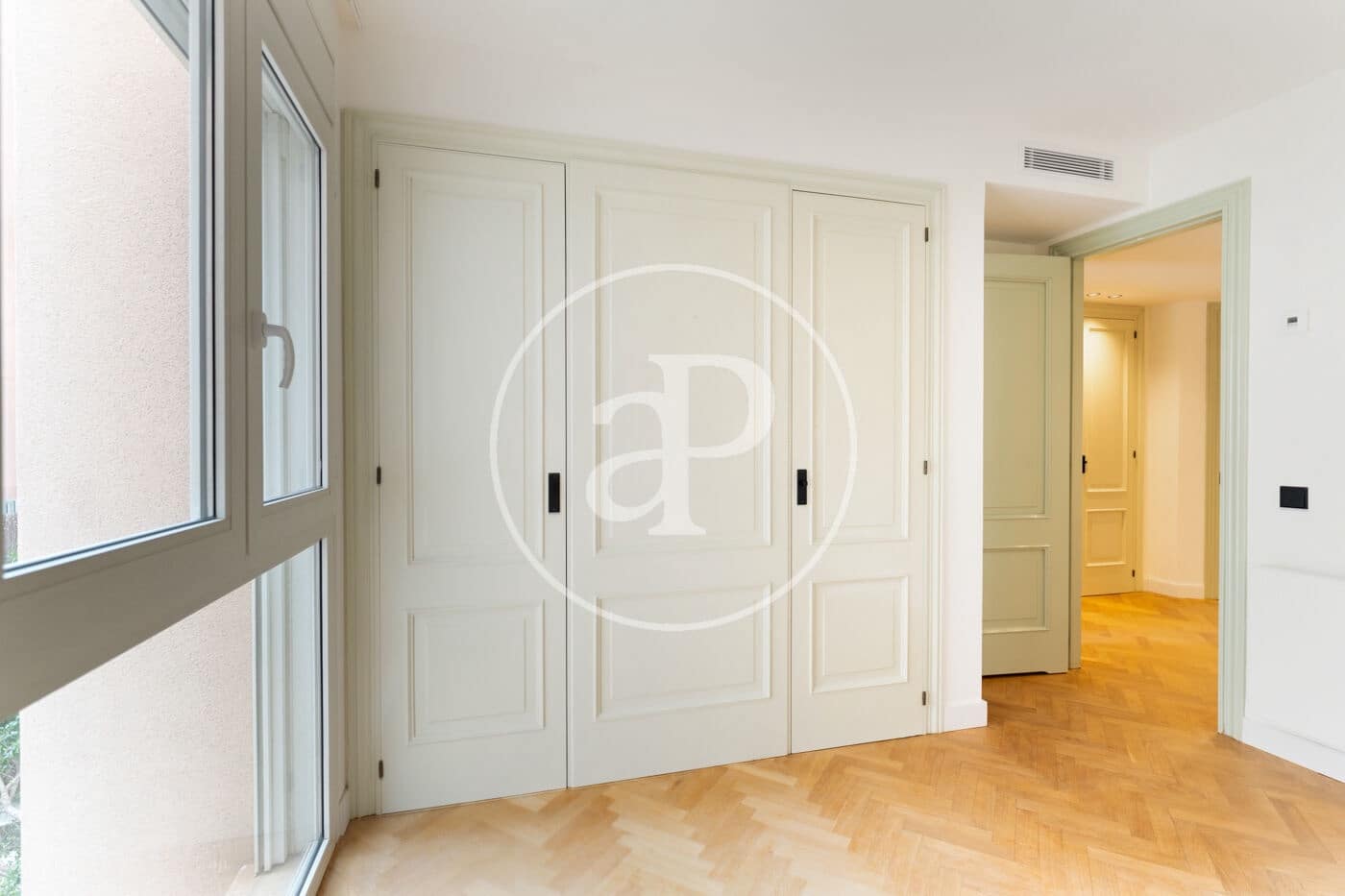 3 soverom Leilighet til leie i Palma de Mallorca med svømmebasseng - € 4 500 (Ref: 9437123)