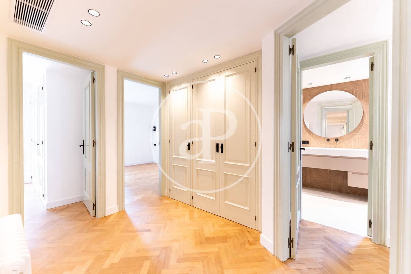 3 soverom Leilighet til leie i Palma de Mallorca med svømmebasseng - € 4 500 (Ref: 9437123)