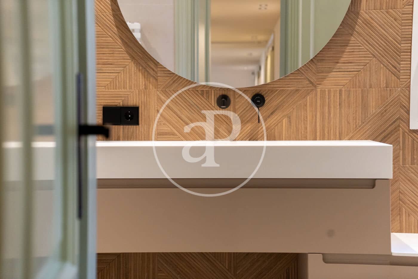 3 soverom Leilighet til leie i Palma de Mallorca med svømmebasseng - € 4 500 (Ref: 9437123)