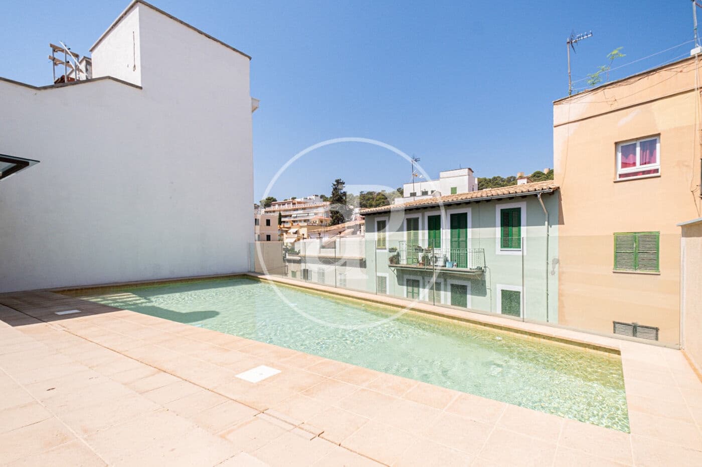 1 soverom Leilighet til leie i Palma de Mallorca med svømmebasseng - € 1 600 (Ref: 9437124)