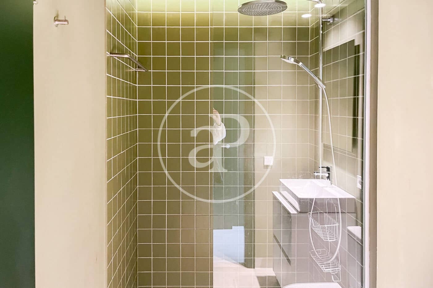 1 soverom Leilighet til leie i Palma de Mallorca med svømmebasseng - € 1 600 (Ref: 9437124)