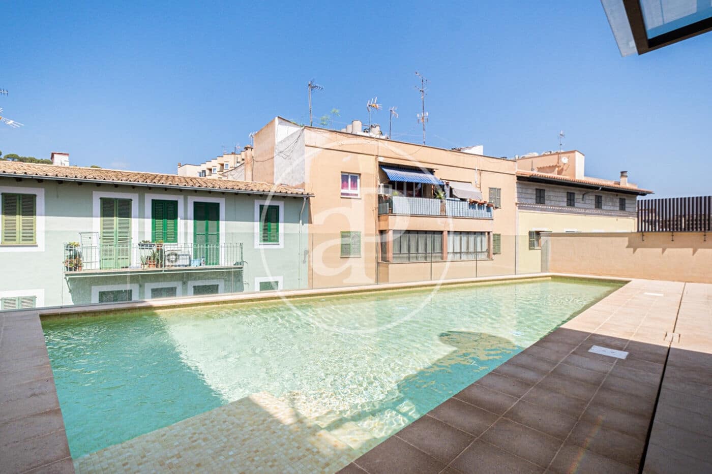 2 bedroom Apartment for rent in Palma de Mallorca - € 2,700 (Ref: 9437125)