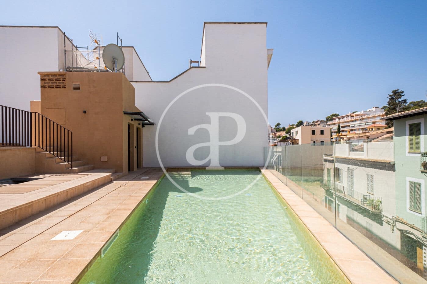 2 bedroom Apartment for rent in Palma de Mallorca - € 2,700 (Ref: 9437125)