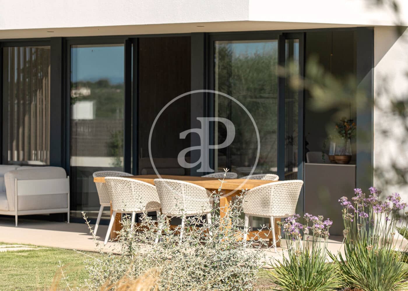 4 bedroom Villa for sale in Son Gual with pool - € 2,790,000 (Ref: 9446354)