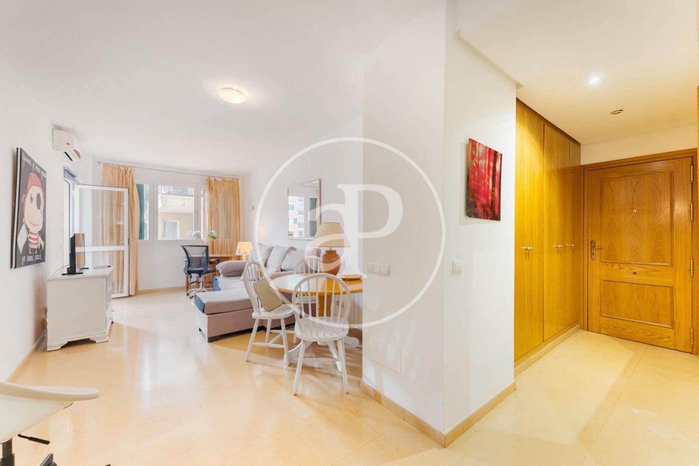 1 soverom Leilighet til leie i Palma de Mallorca med svømmebasseng - € 1 250 (Ref: 9446355)