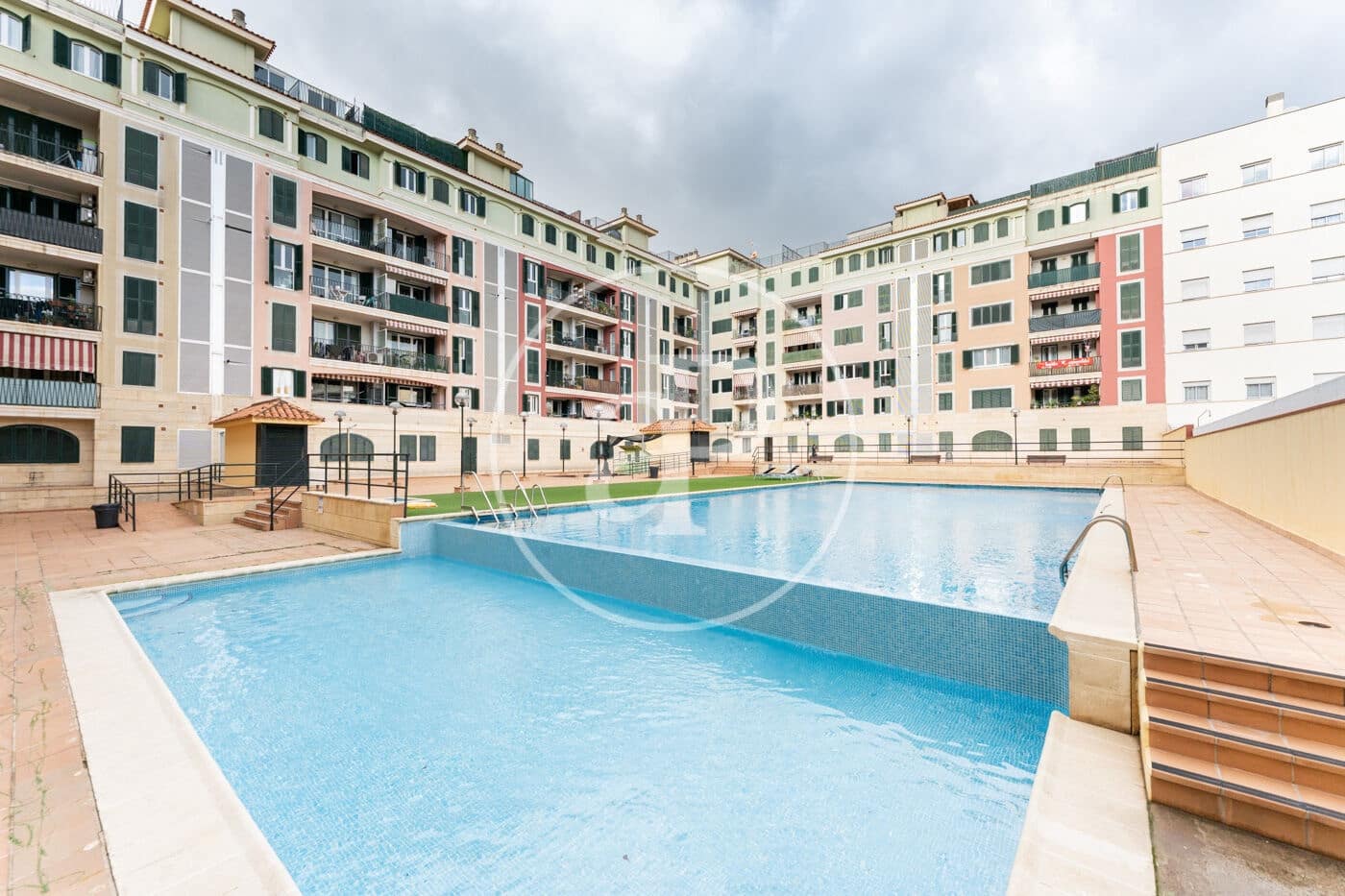 1 soverom Leilighet til leie i Palma de Mallorca med svømmebasseng - € 1 250 (Ref: 9446355)