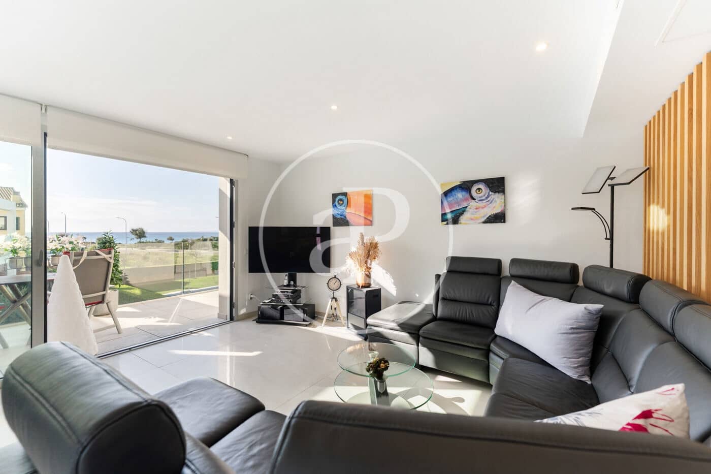 3 bedroom Villa for sale in Can Pastilla with pool - € 1,290,000 (Ref: 9452144)