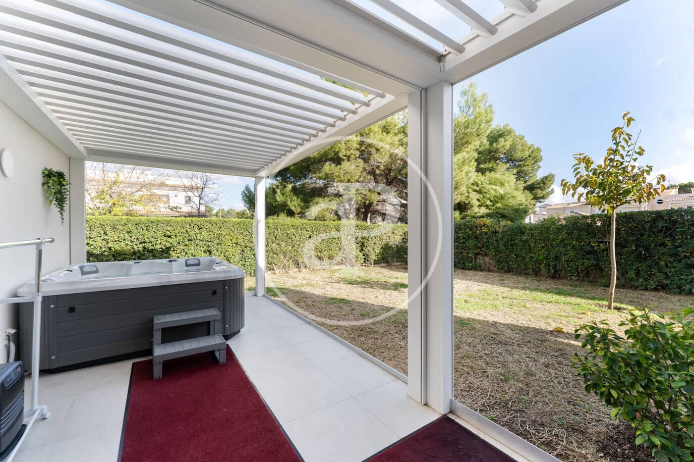 3 bedroom Villa for sale in Can Pastilla with pool - € 1,290,000 (Ref: 9452144)