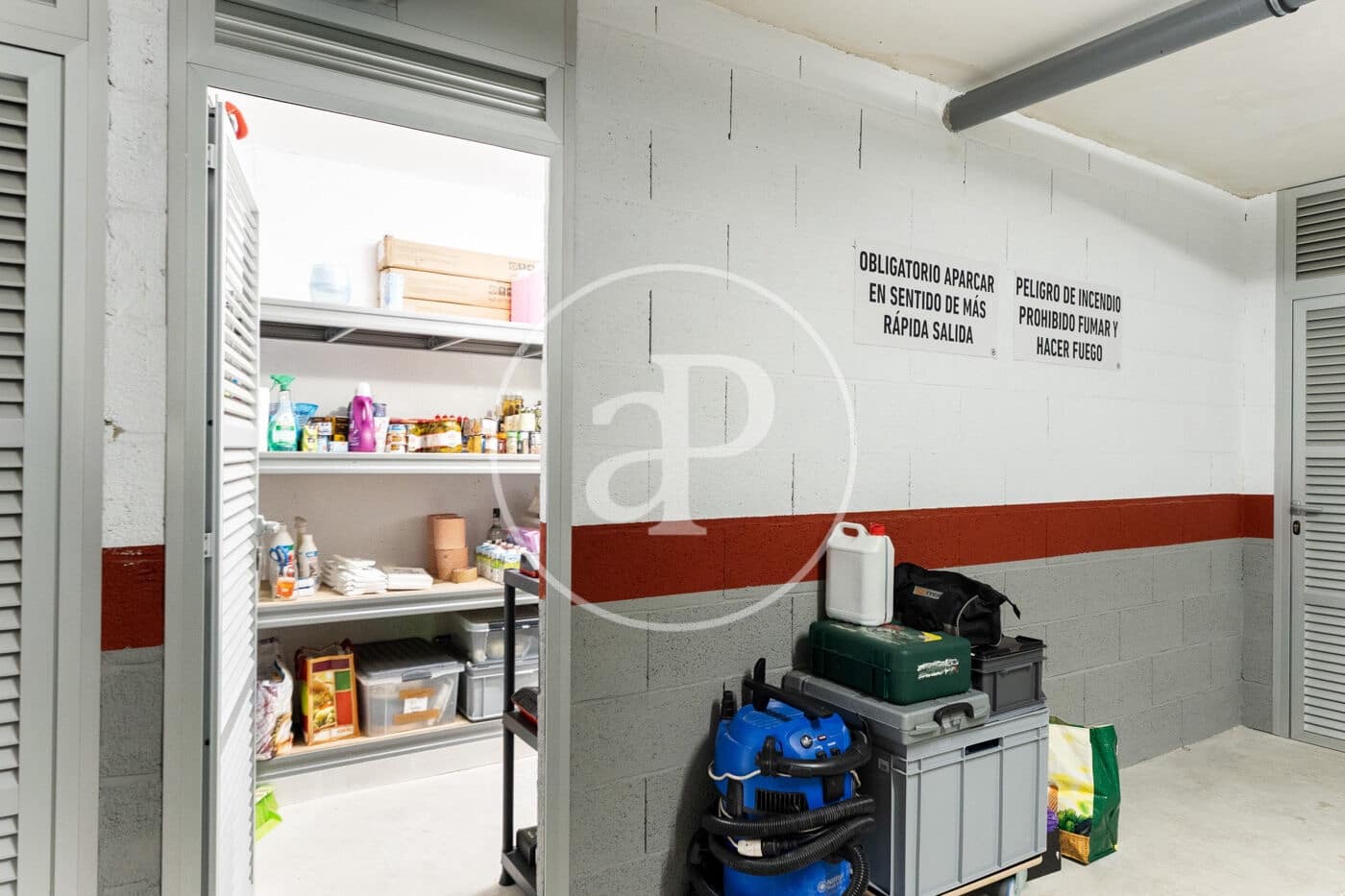 3 bedroom Villa for sale in Can Pastilla with pool - € 1,290,000 (Ref: 9452144)