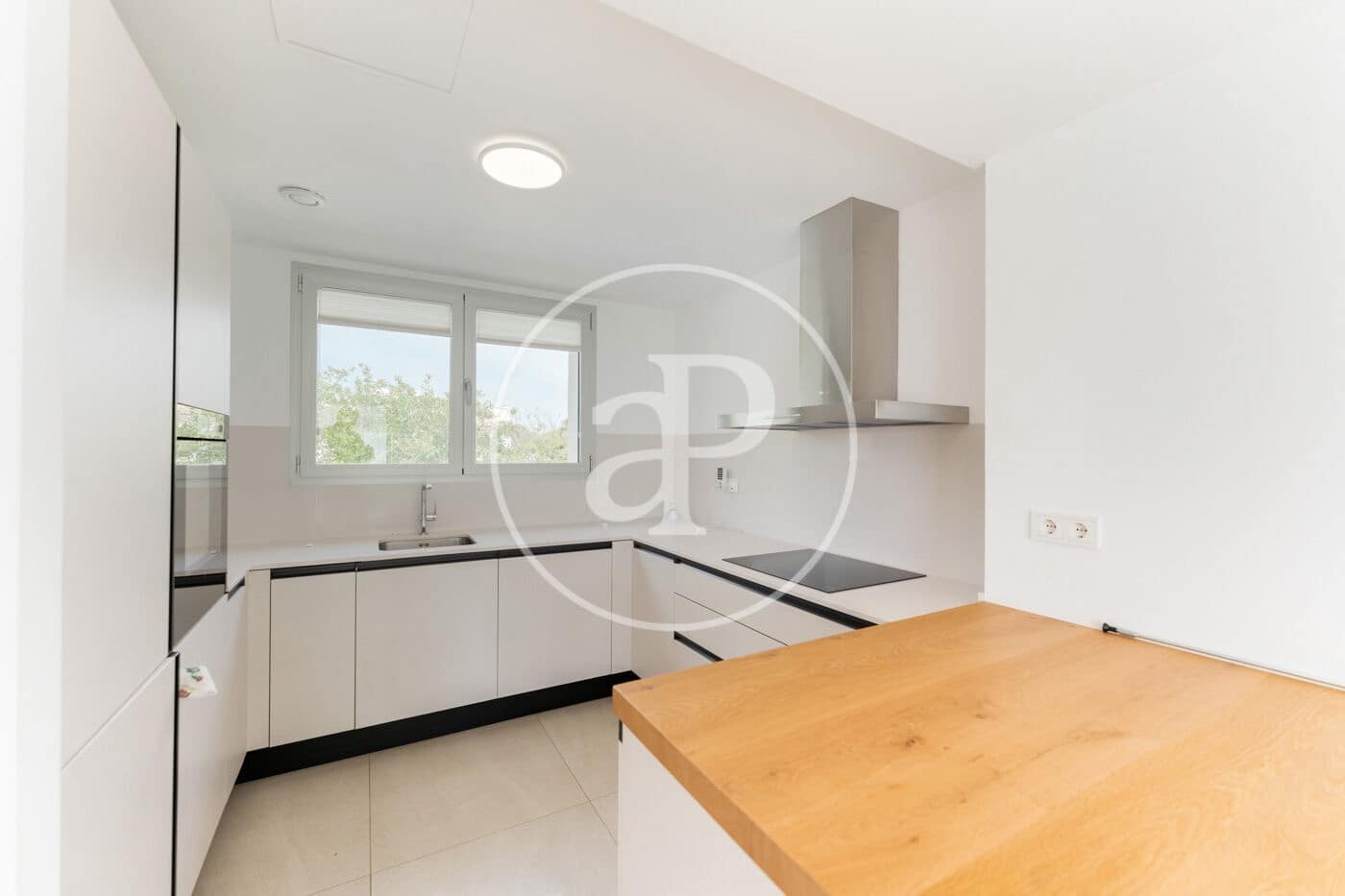 3 makuuhuone Huvila myytävänä paikassa Can Pastilla mukana uima-altaan - 890 000 € (Ref: 9452144)