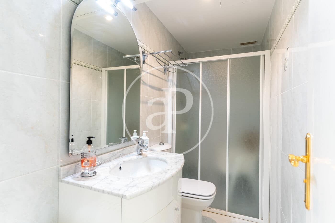 Apartamento de 2 habitaciones en Calvià en alquiler con piscina - 2.600 € (Ref: 9474212)